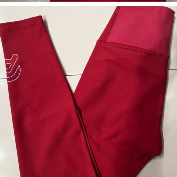 Peloton  Cross Front High Rise Leggings‎ (Size M / Pink) - Picture 1 of 15